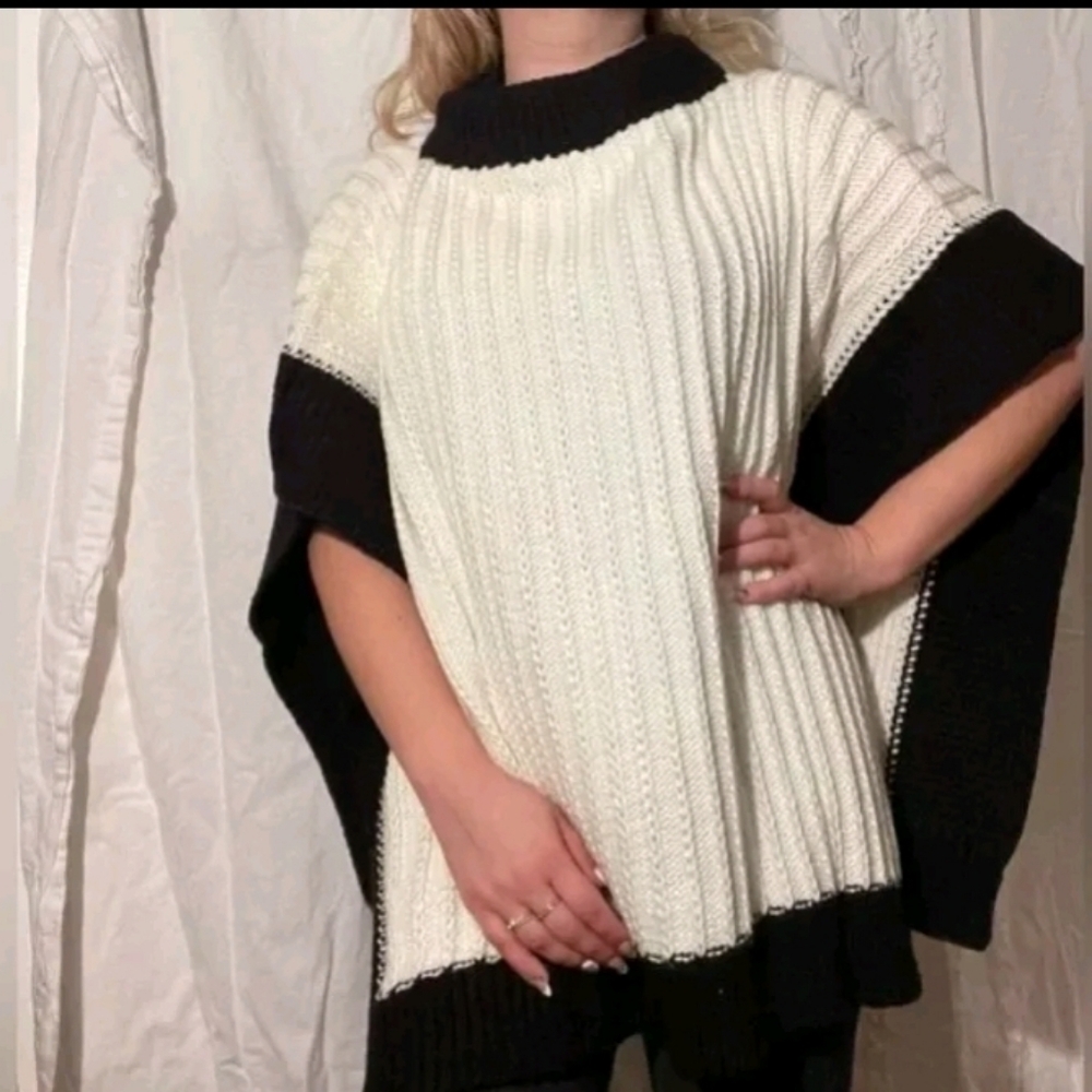 Rebecca Minkoff  Sweater Poncho Black and White Cozy Knit One Size